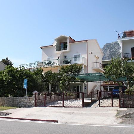 Apartments And Rooms With Parking Space Gradac, Makarska - 6819 Gradac  Esterno foto